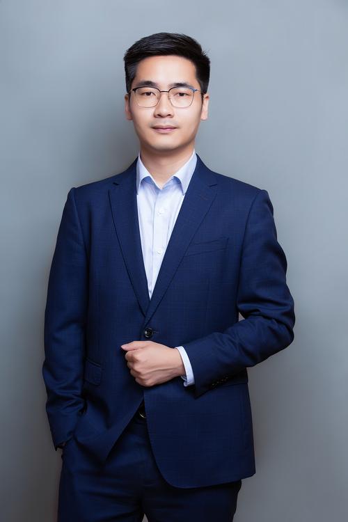 岳赣暖 项目运营总监